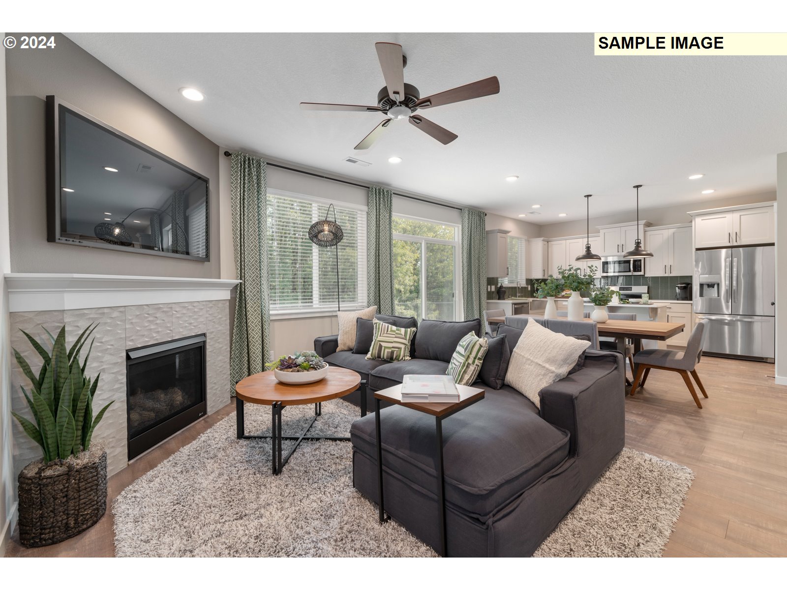 8624 South 1st Street, Unit 5 Ridgefield, WA 98642 - Photo 3 of 16