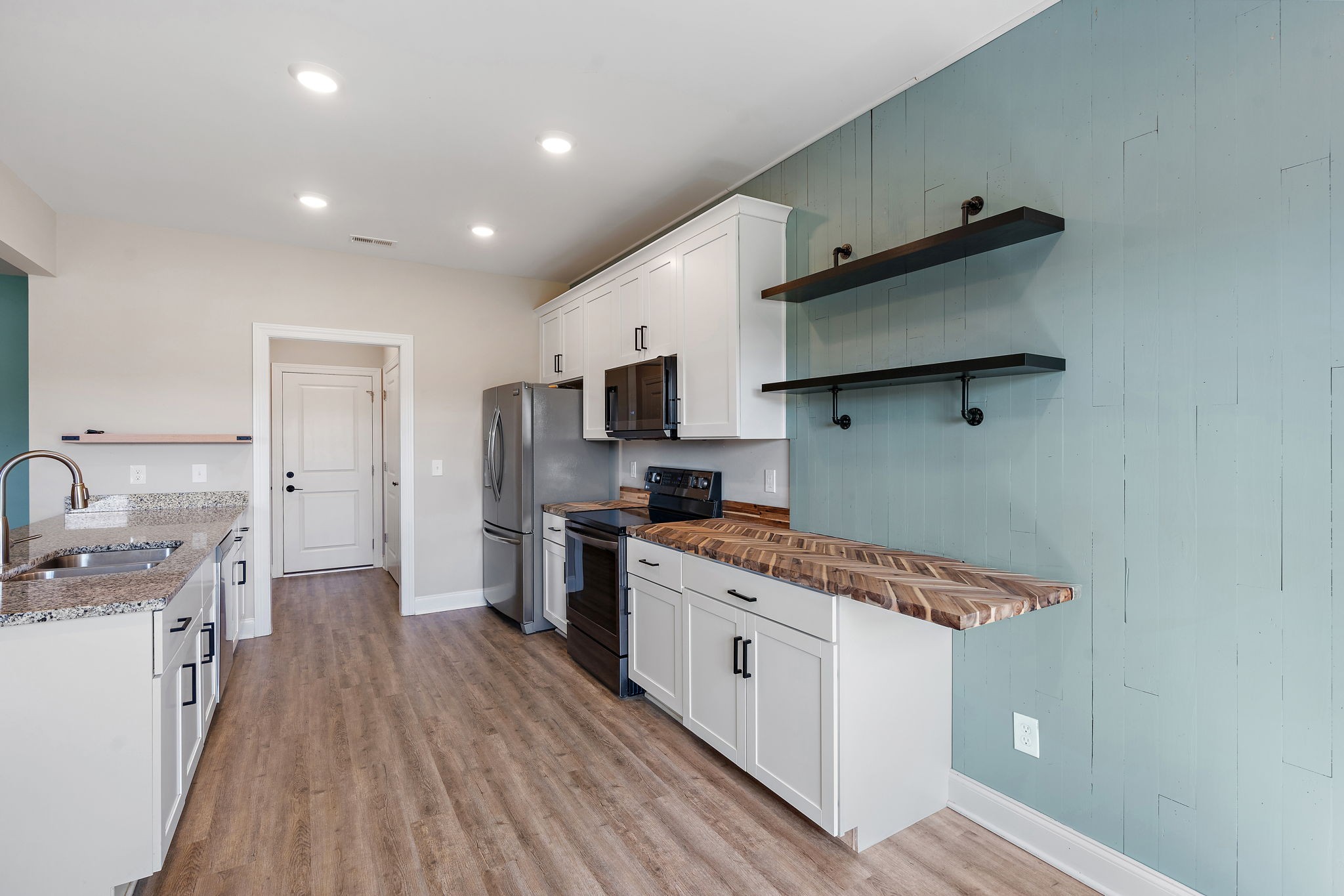 1049 Shallow Water Way Murfreesboro, TN 37127 - Photo 11 of 34