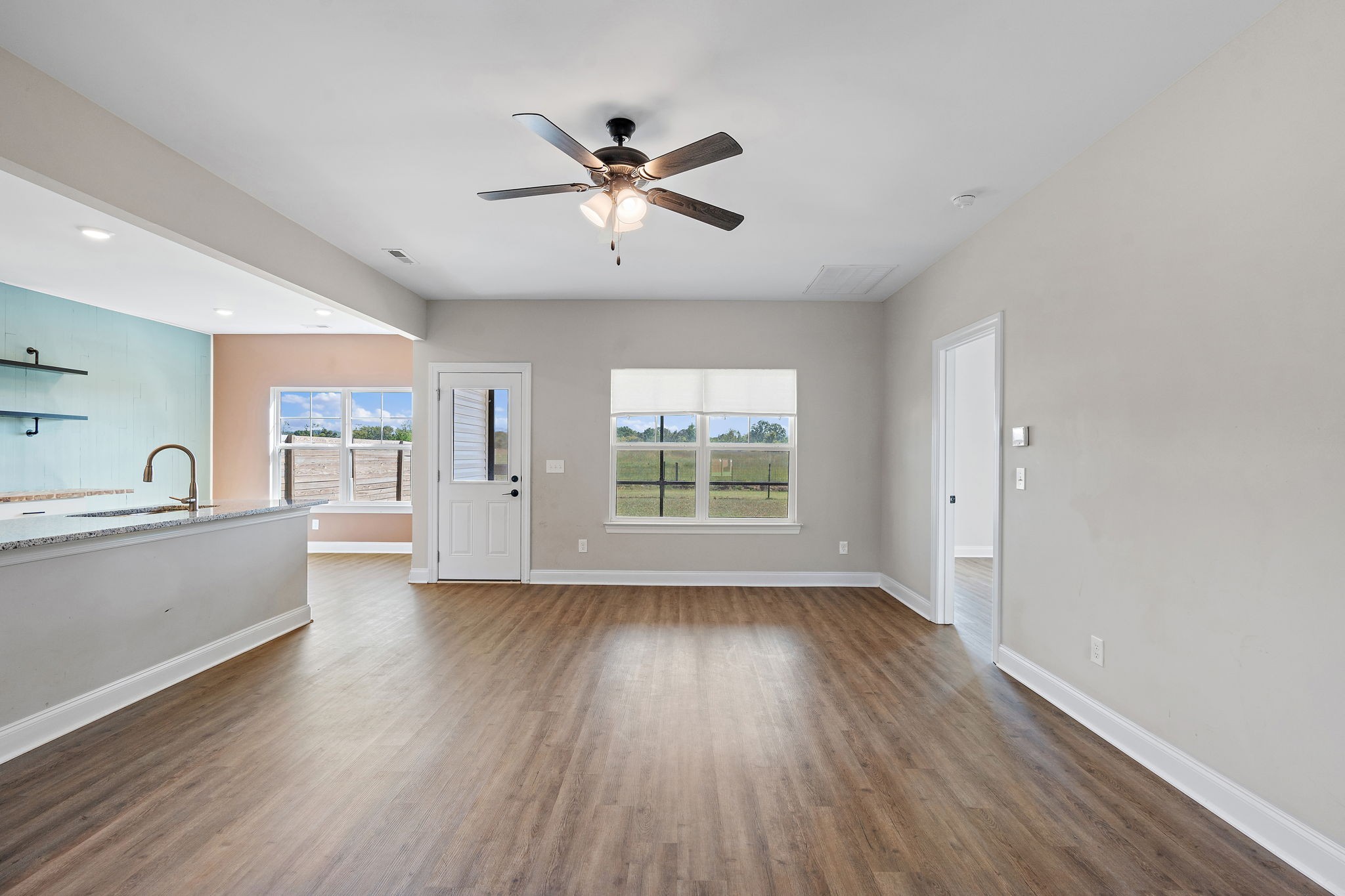 1049 Shallow Water Way Murfreesboro, TN 37127 - Photo 5 of 34