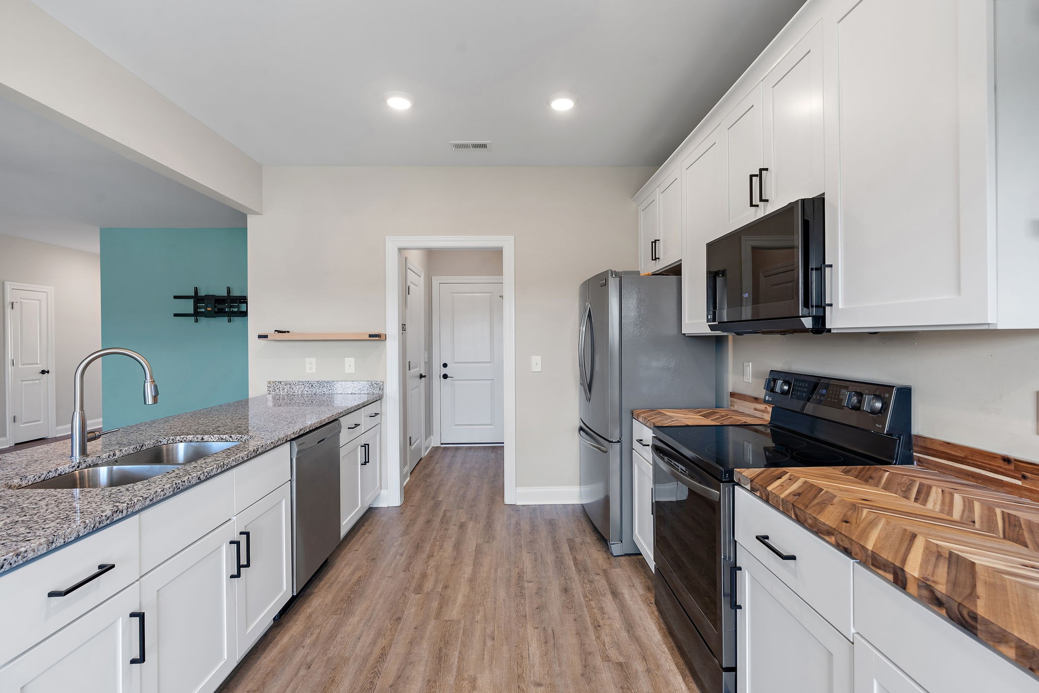 1049 Shallow Water Way Murfreesboro, TN 37127 - Photo 9 of 34