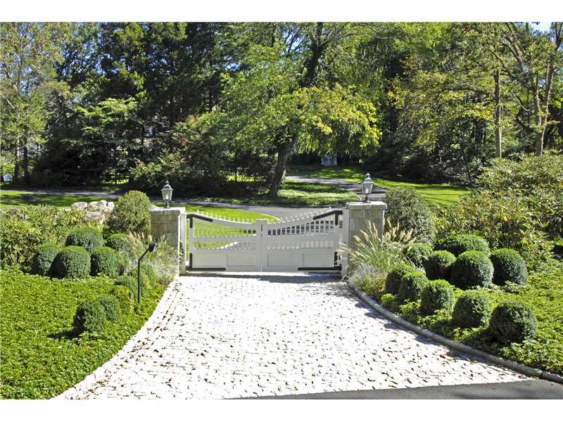 22 Perkins Road Greenwich, CT 06830 - Photo 16 of 16