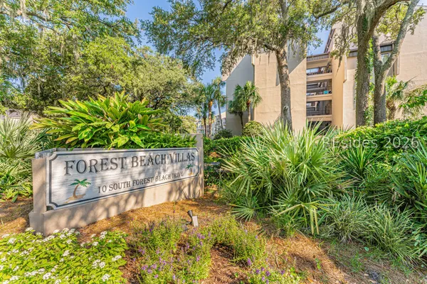 $499,000 | 10 South Forest Beach Drive, Unit 122, Hilton Head Island, SC 29928