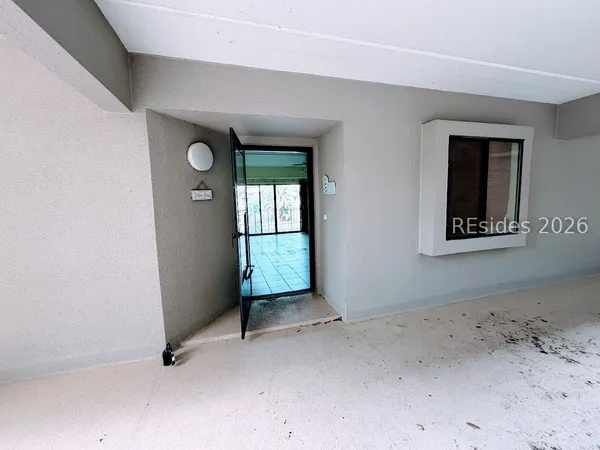 $499,000 | 10 South Forest Beach Drive, Unit 122, Hilton Head Island, SC 29928