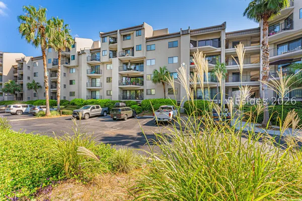 $499,000 | 10 South Forest Beach Drive, Unit 122, Hilton Head Island, SC 29928