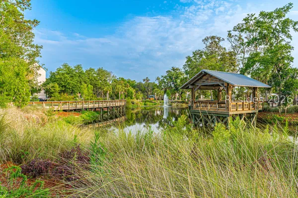 $499,000 | 10 South Forest Beach Drive, Unit 122, Hilton Head Island, SC 29928