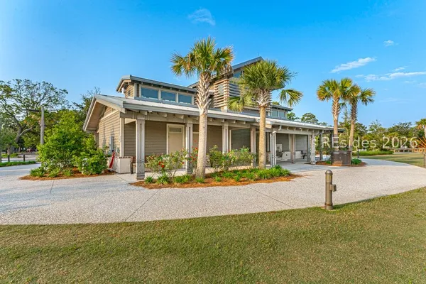 $499,000 | 10 South Forest Beach Drive, Unit 122, Hilton Head Island, SC 29928