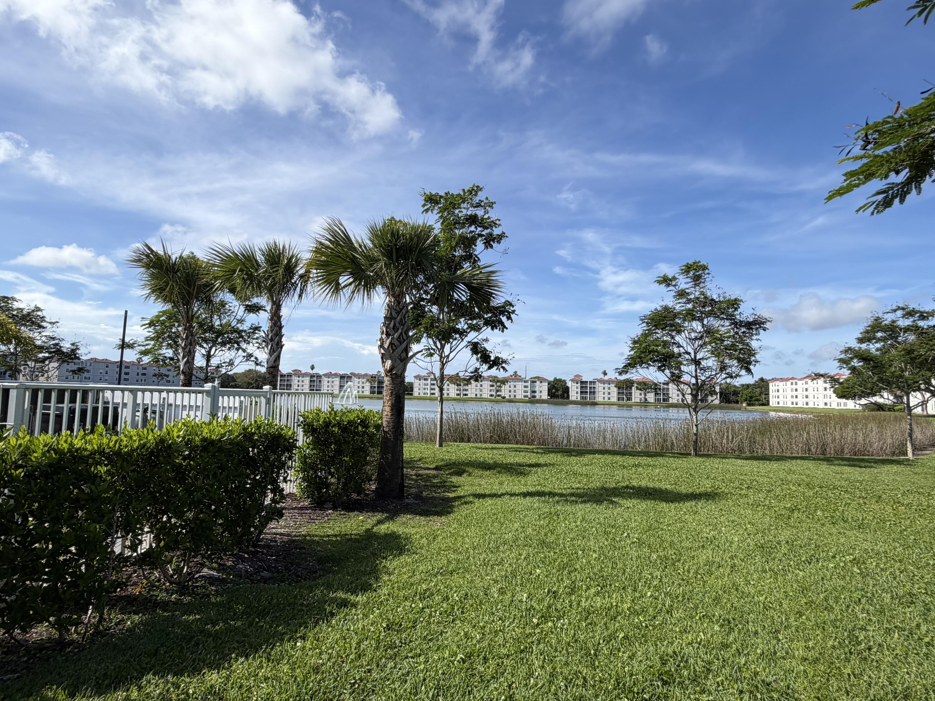 6356 Pointe Pleasant Circle, Unit G Delray Beach, FL 33484 - Photo 18 of 31