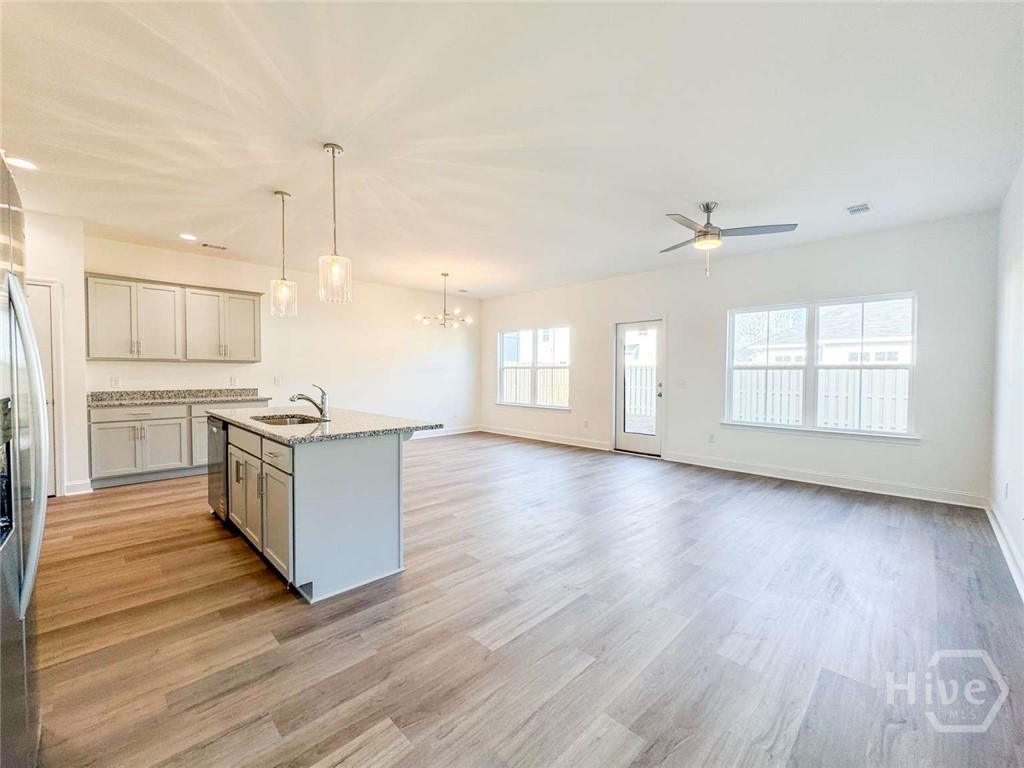 94 Hamilton Drive Hinesville, GA 31313 - Photo 3 of 22