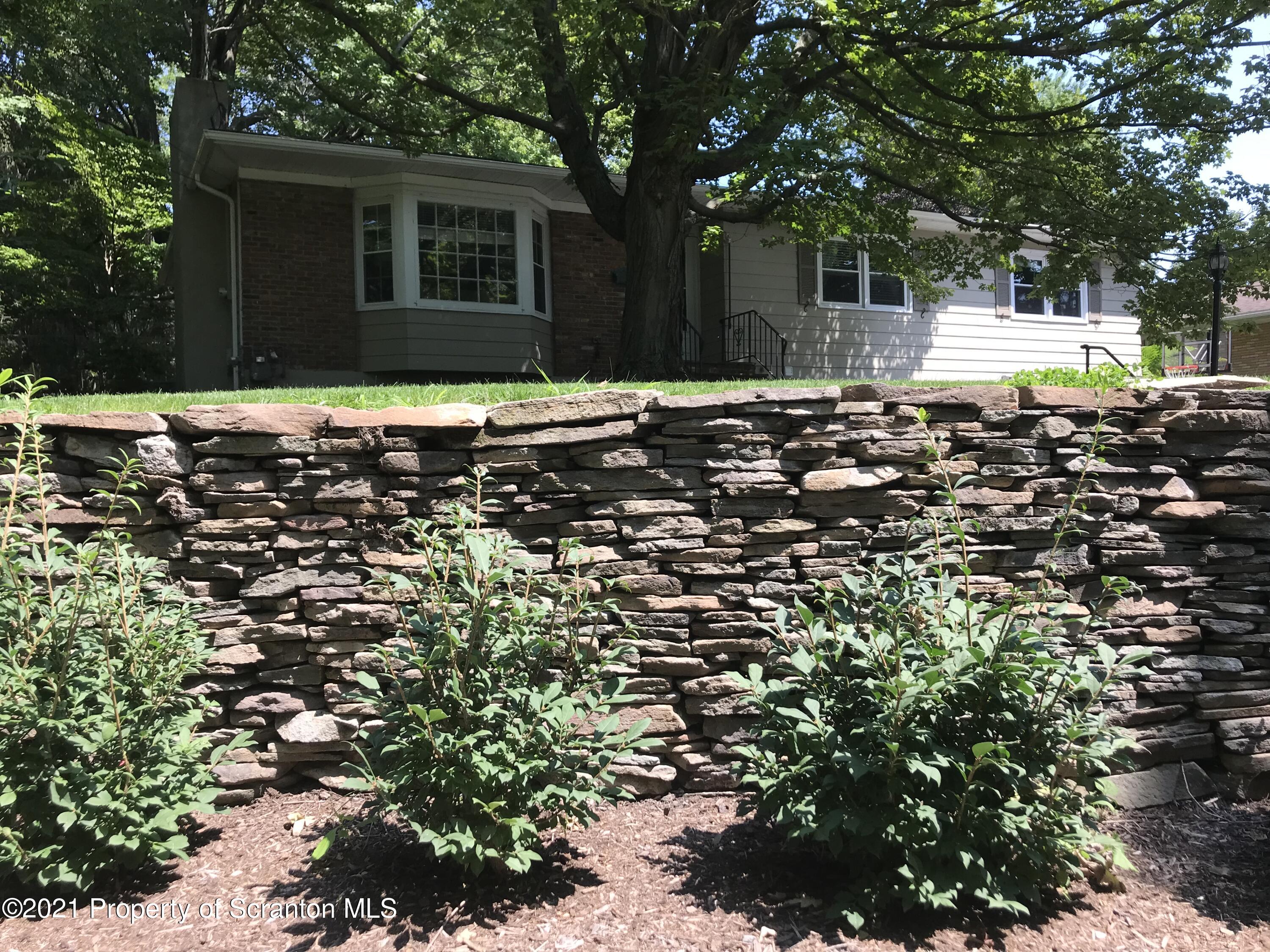 302 Oakford Road Clarks Summit, PA 18411 - Photo 15 of 78 Gallery Image 15