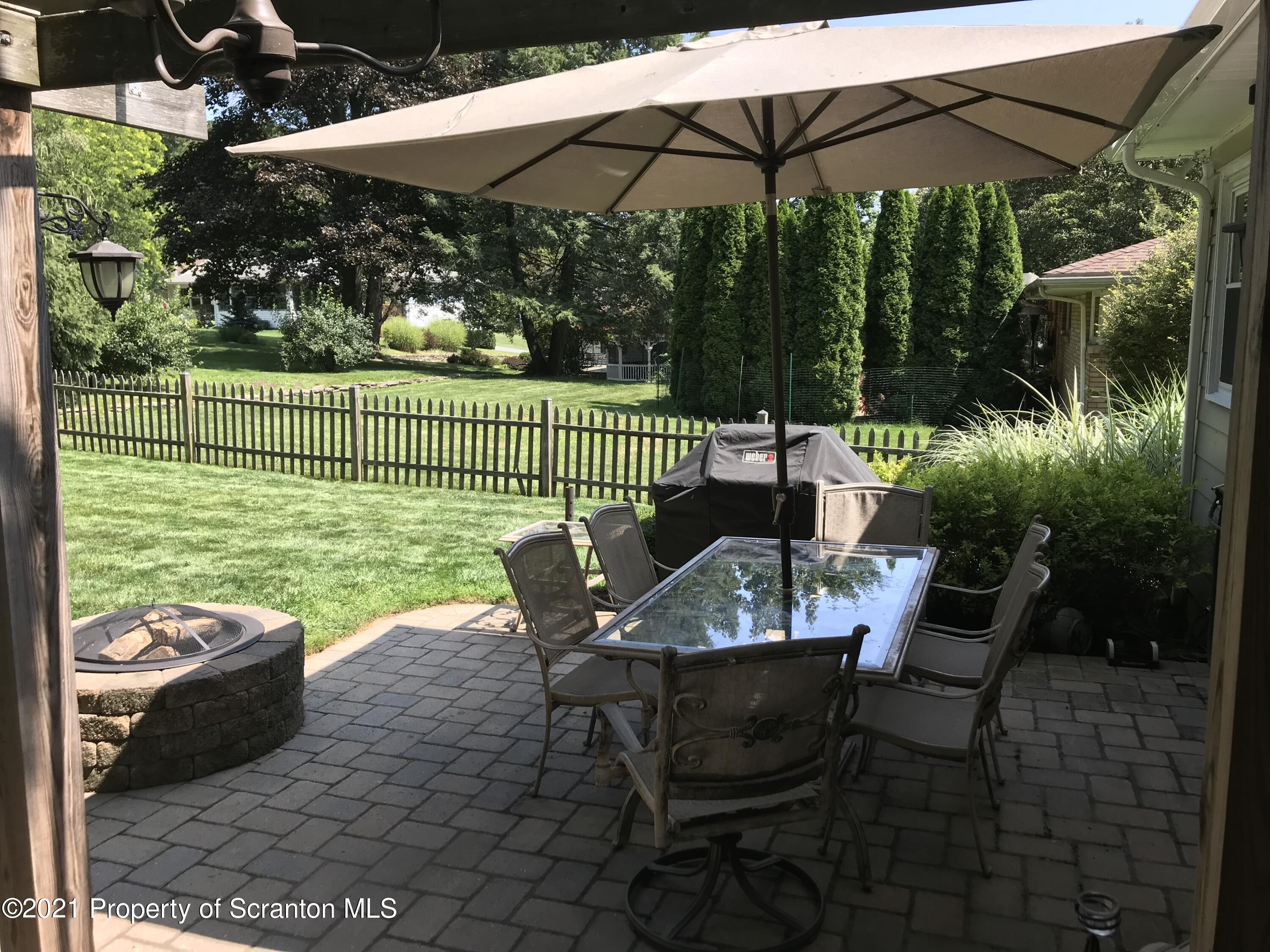 302 Oakford Road Clarks Summit, PA 18411 - Photo 5 of 78 Gallery Image 5