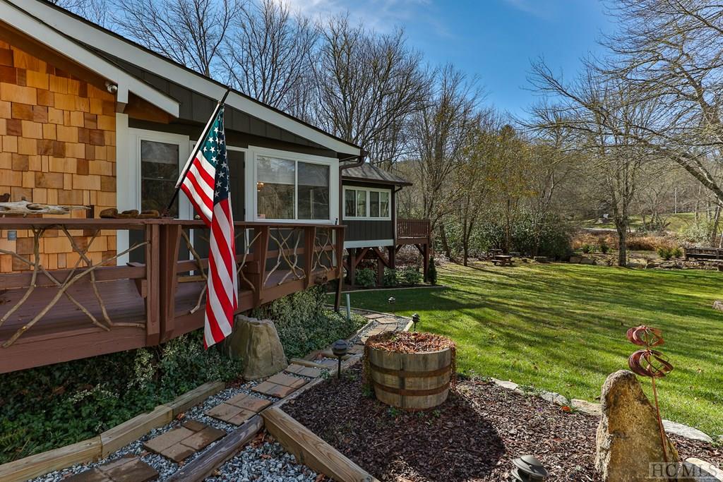 2700 Yellow Mountain Road Cullowhee, NC 28723 - Photo 4 of 46 Gallery Image 4