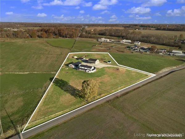$497,500 | 8750 Westport Road, Marysville, IN 47141