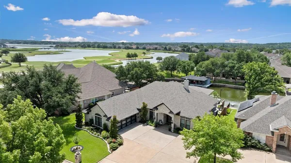 $1,100,000 | 1209 Mallard Way, Granbury, TX 76048