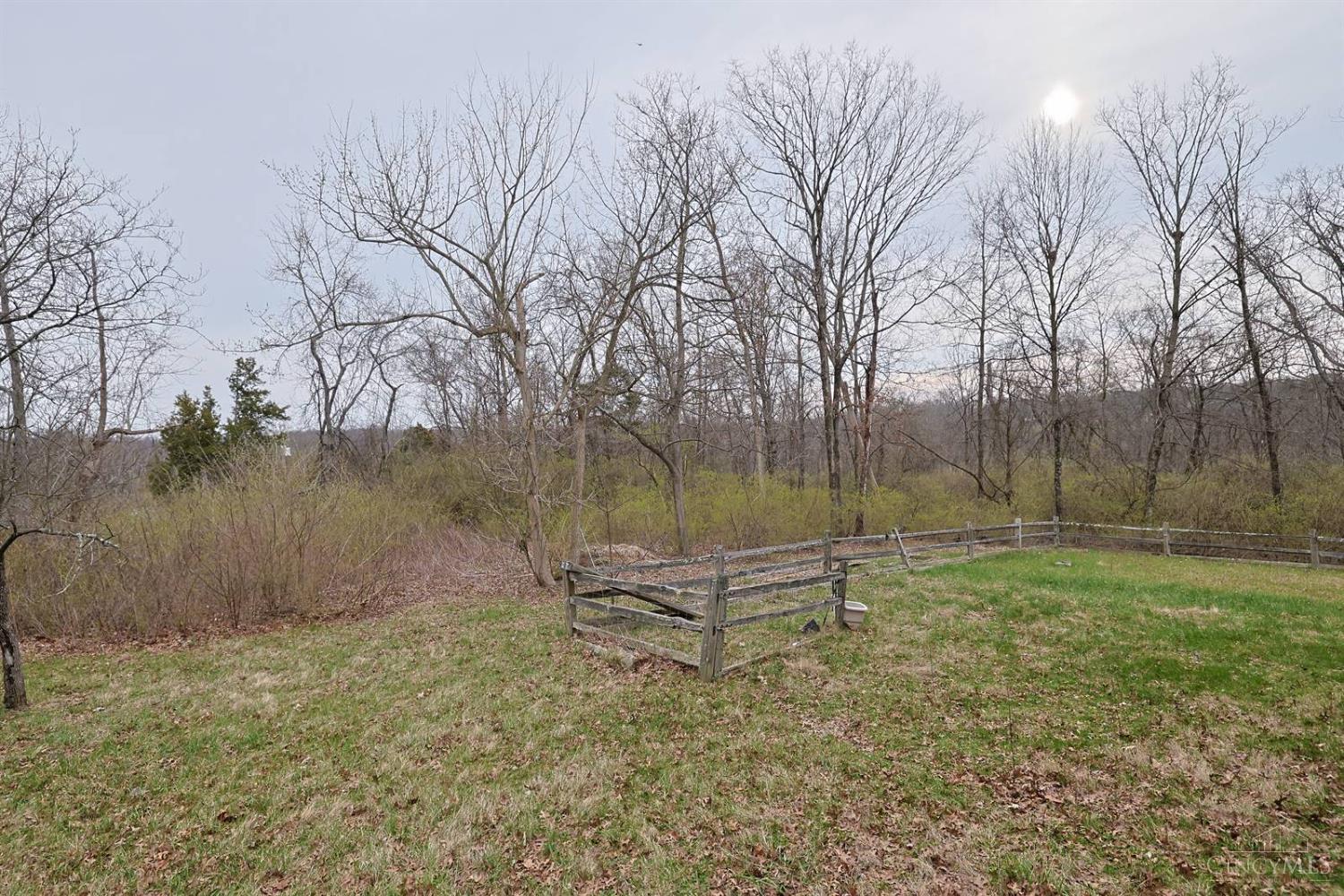 5220 Valley Ridge Road Cincinnati, OH 45247 - Photo 25 of 31 Gallery Image 25