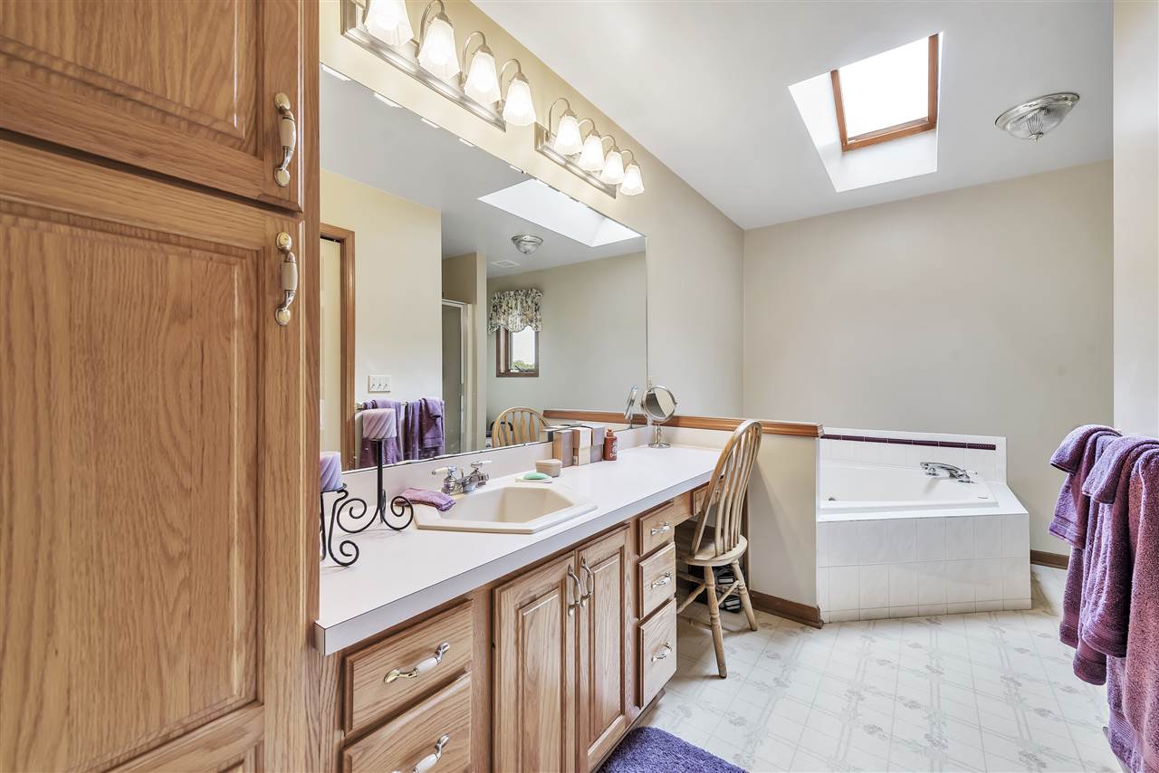 805 North State Road Owosso, MI 48867 - Photo 22 of 54 31381016-21.JPG