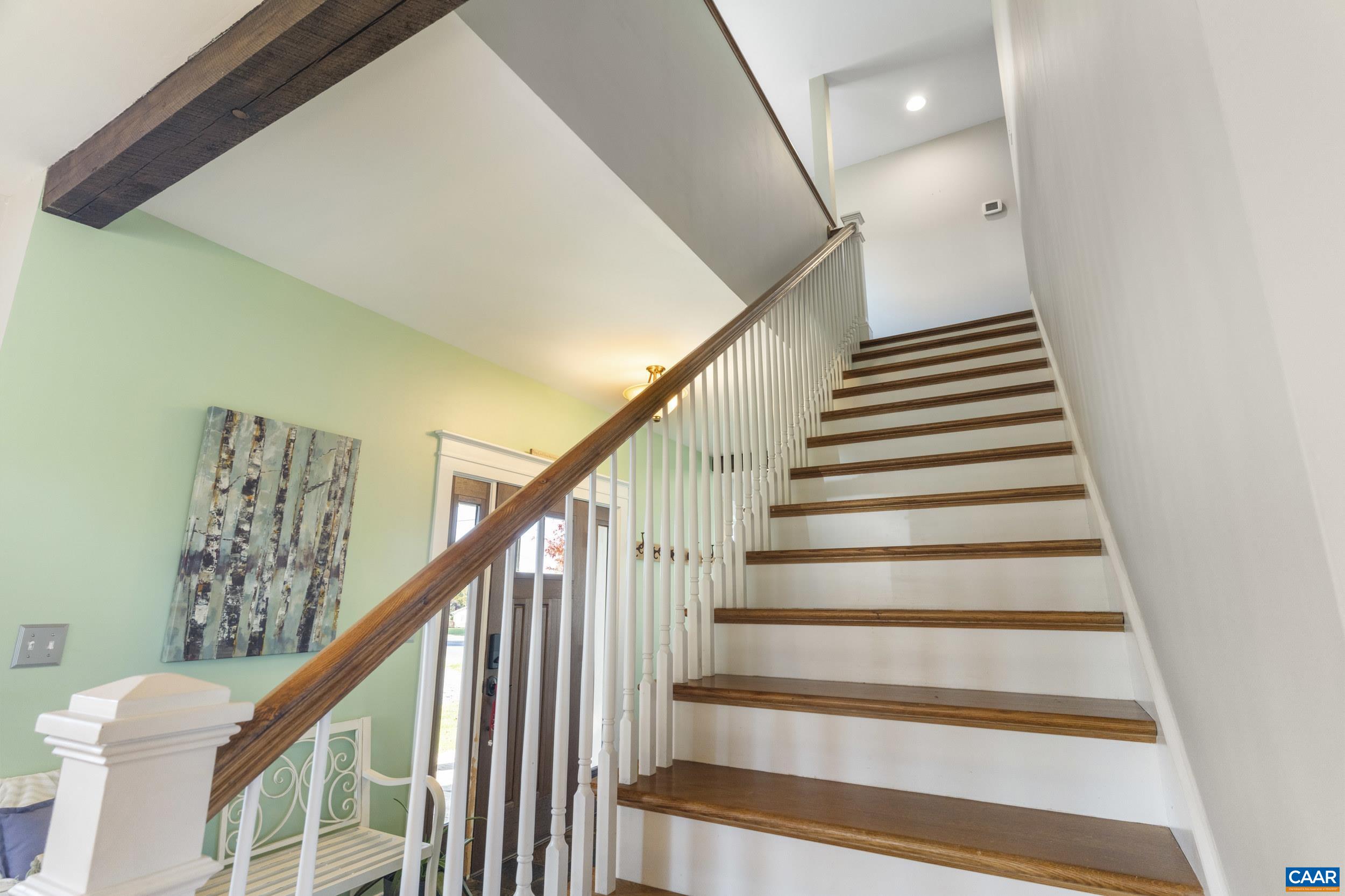 379 Crestview Drive Rustburg, VA 24588 - Photo 14 of 53 a view of entryway