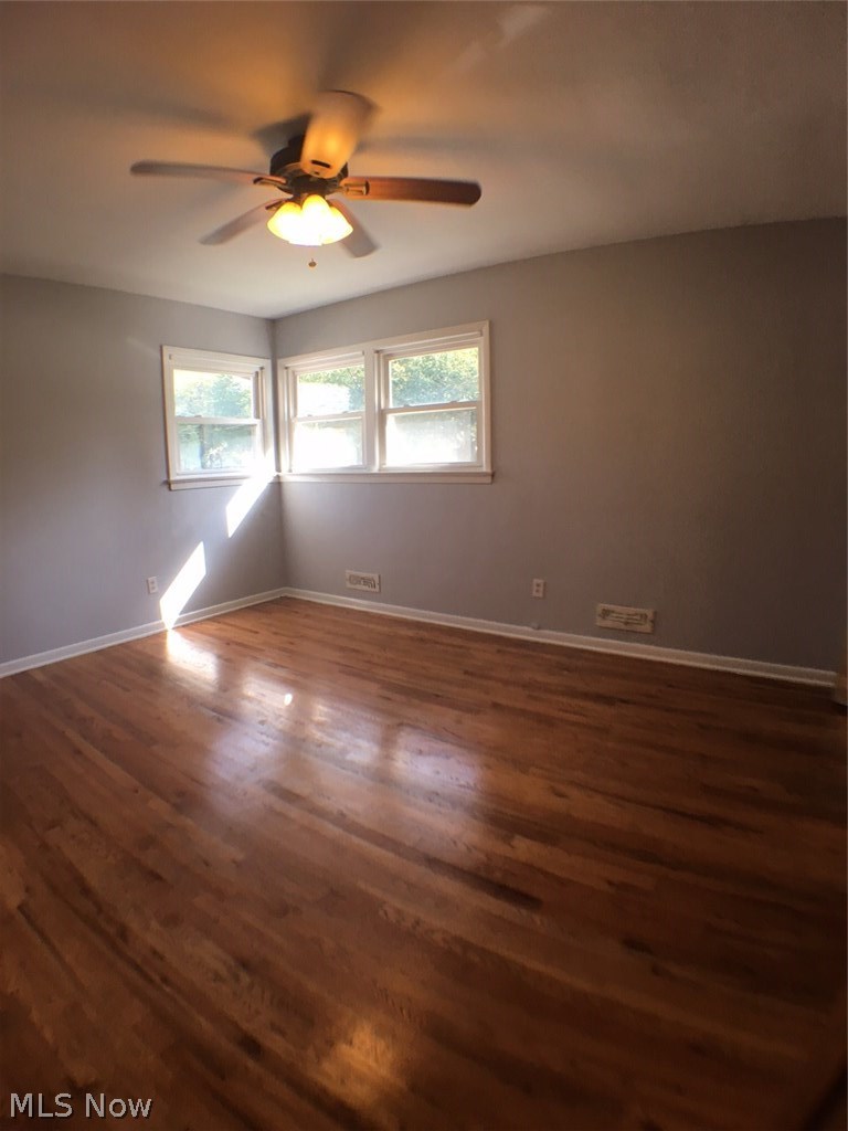 1160 Blanchester Road Lyndhurst, OH 44124 - Photo 6 of 19
