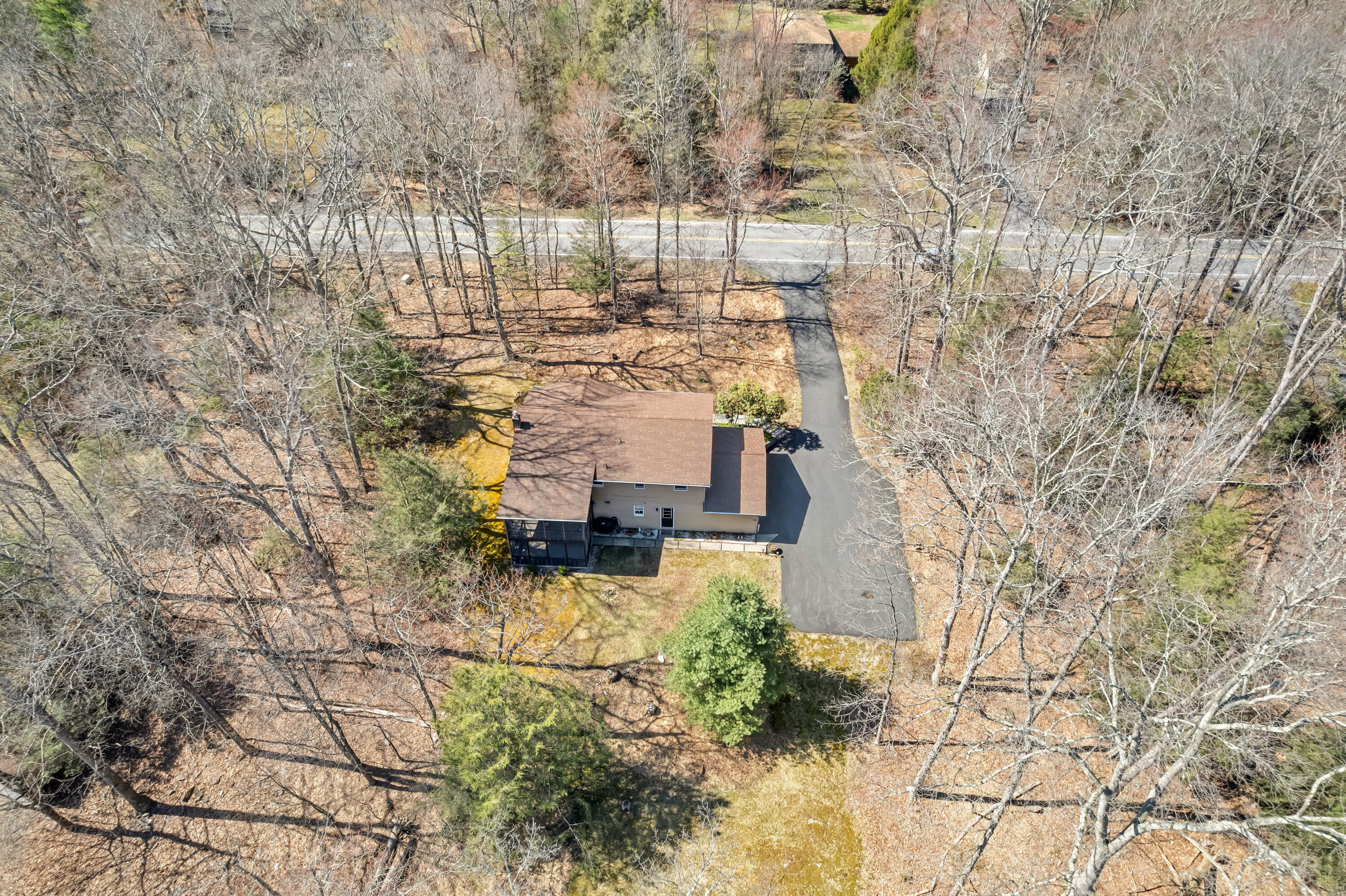 1134 Scotrun Drive Scotrun, PA 18355 - Photo 6 of 34 10-Photo-10