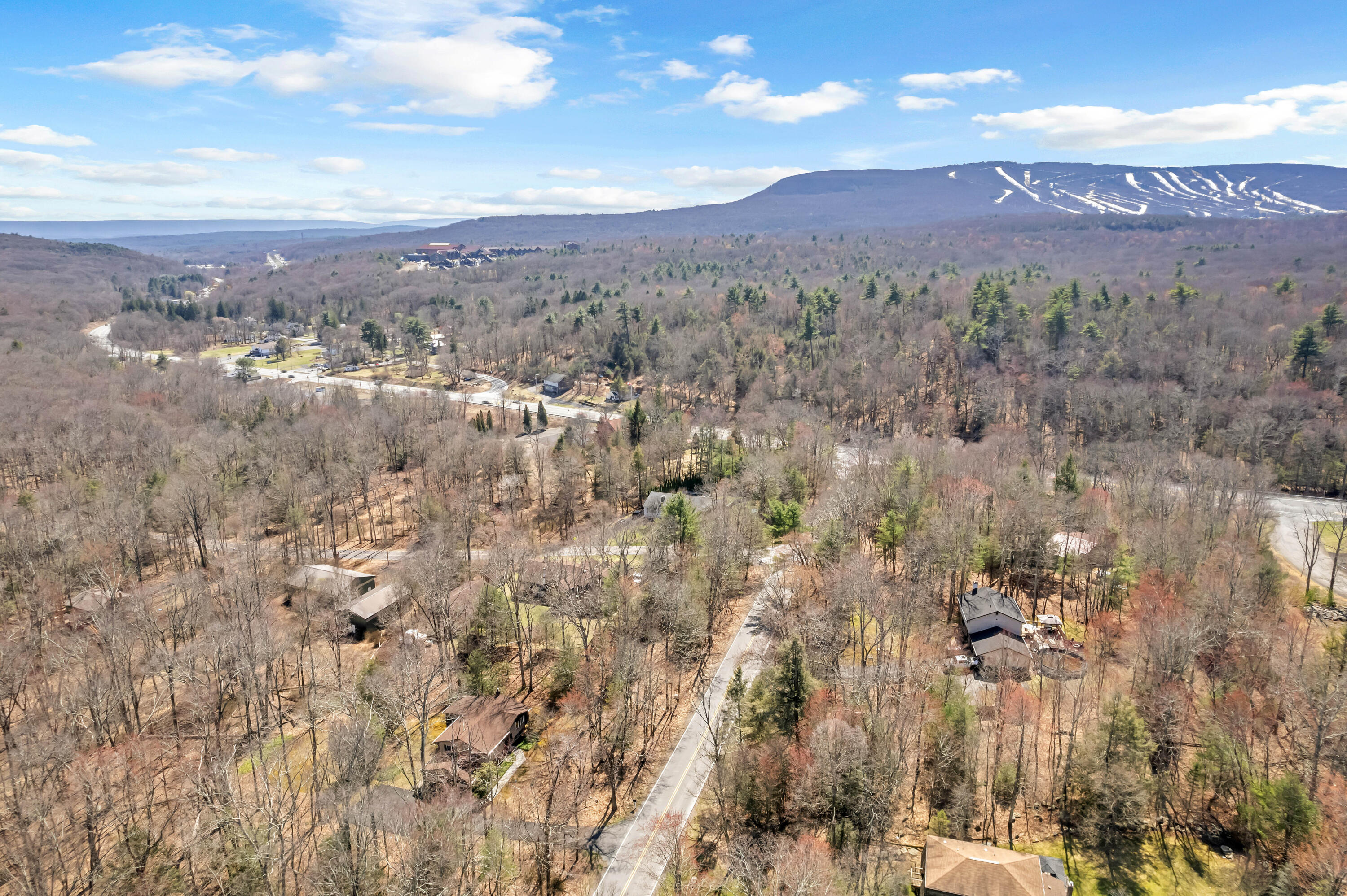 1134 Scotrun Drive Scotrun, PA 18355 - Photo 8 of 34 12-Photo-12