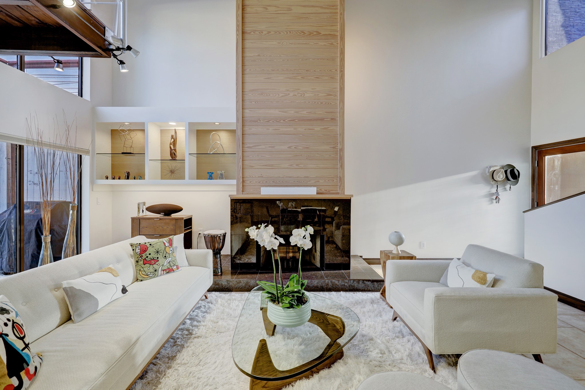 2117 1/2 Hazard Street Houston, TX 77019 - Photo 3 of 40