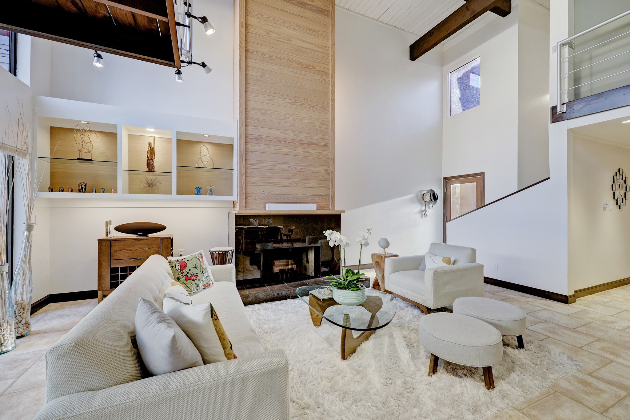 2117 1/2 Hazard Street Houston, TX 77019 - Photo 4 of 40