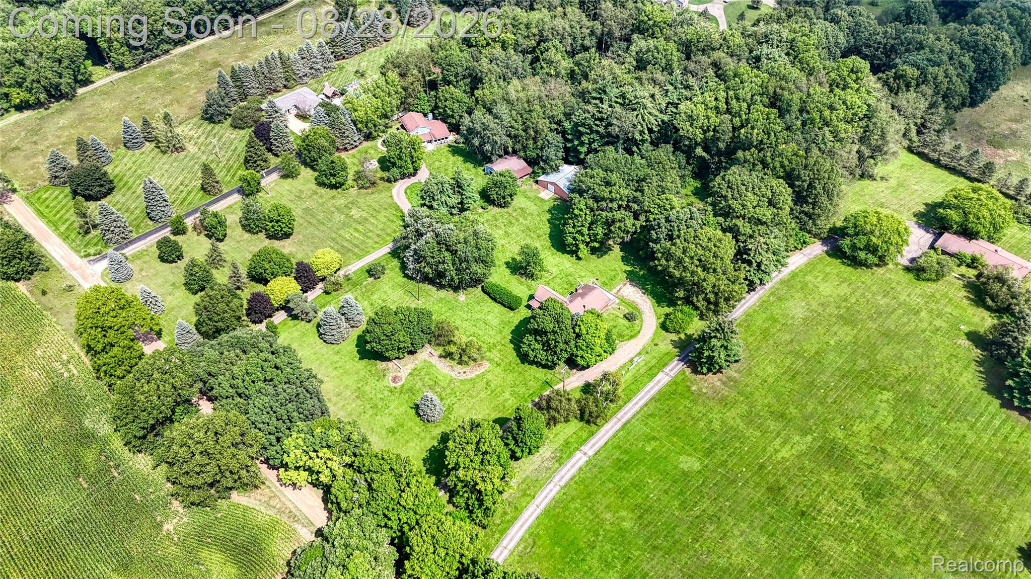 1010 North Truhn Road Fowlerville, MI 48836 - Photo 52 of 67 DJI_20260824014310_0012_D_4.jpg