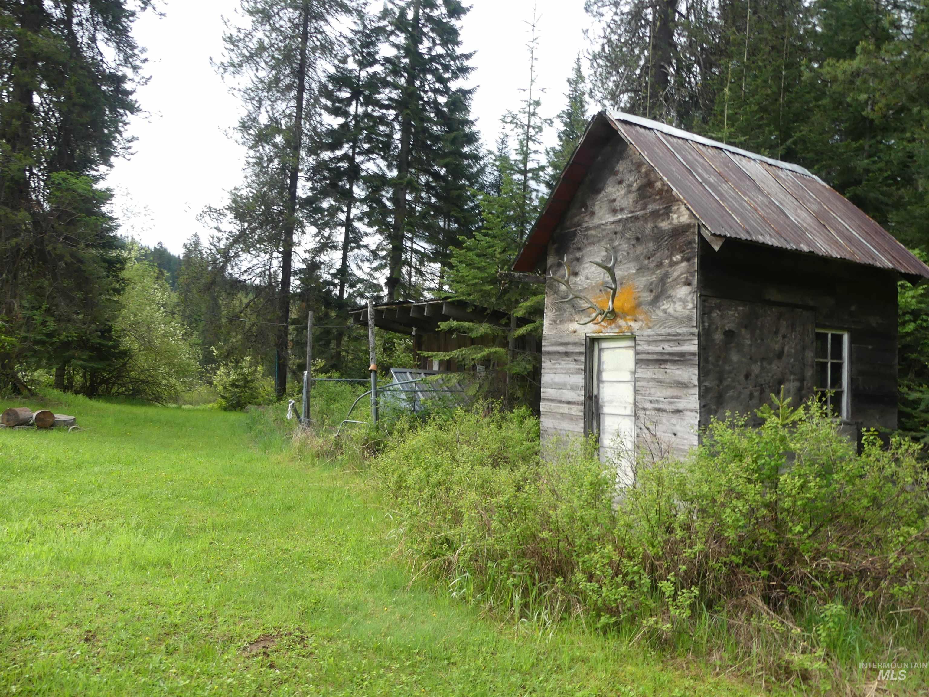 36975 State Highway 11 Pierce, ID 83546 - Photo 17 of 50
