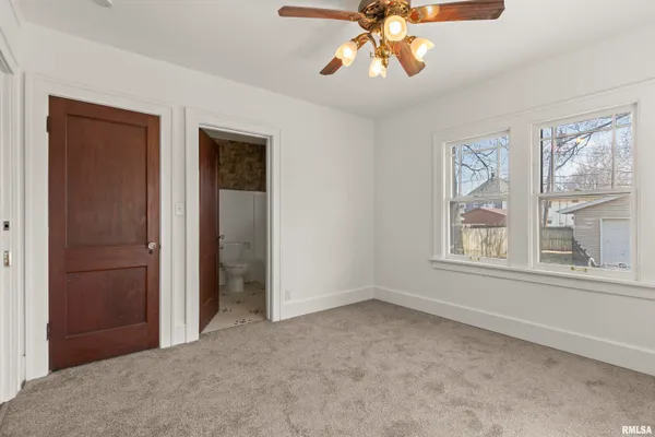 $245,000 | 1210 North Elmwood Avenue, Peoria, IL 61606
