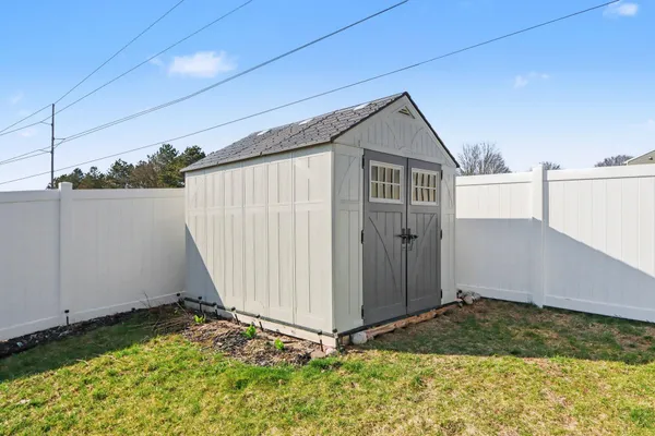 $359,900 | 58370 Norton Street, Mattawan, MI 49071