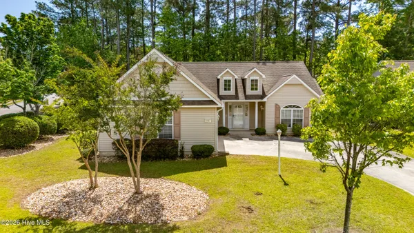 $325,000 | 901 Meadowbrook South, Unit 901, Swansboro, NC 28584