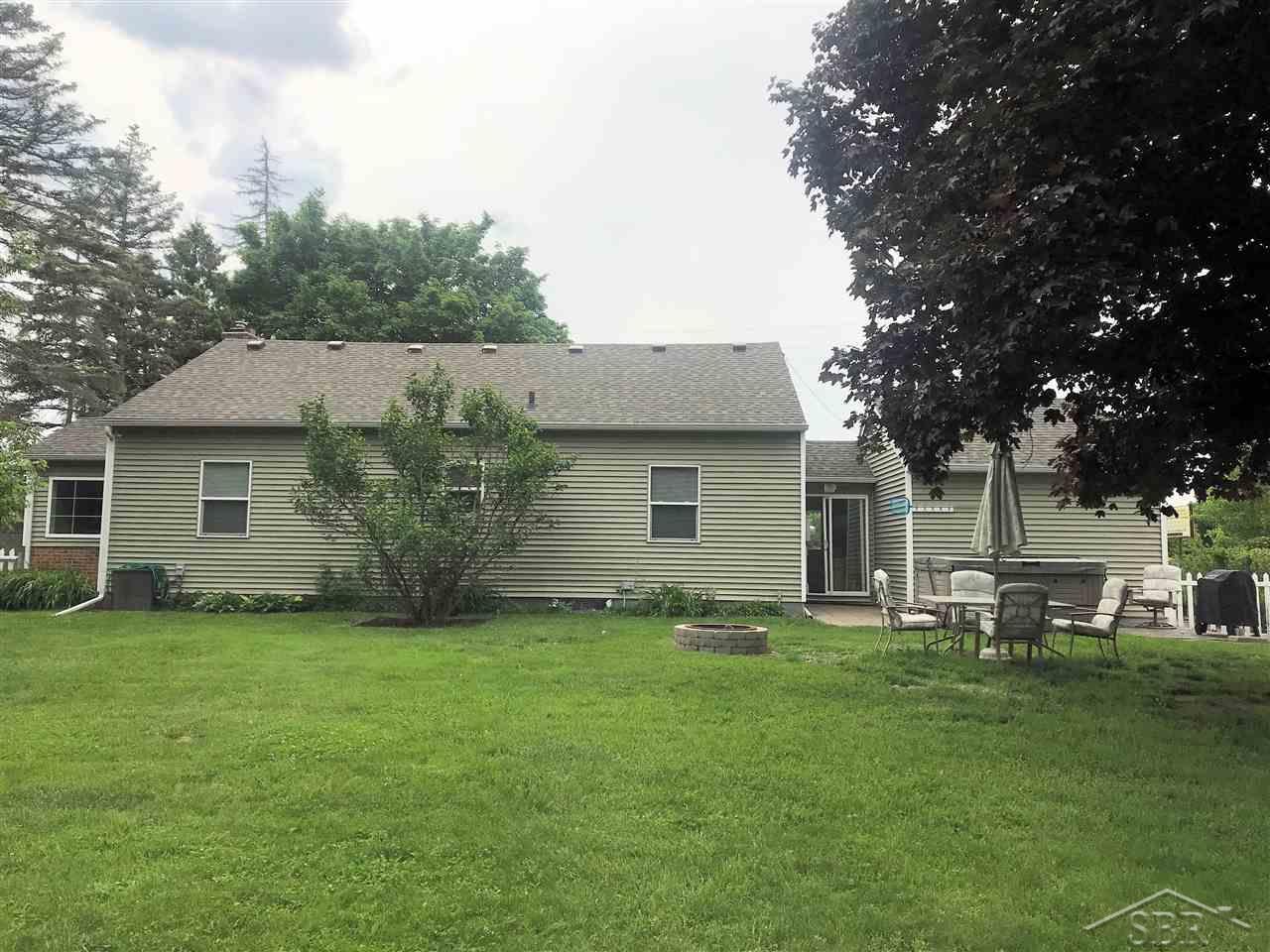 1416 North Center Road Saginaw, MI 48638 - Photo 44 of 55 31383611-43.JPG