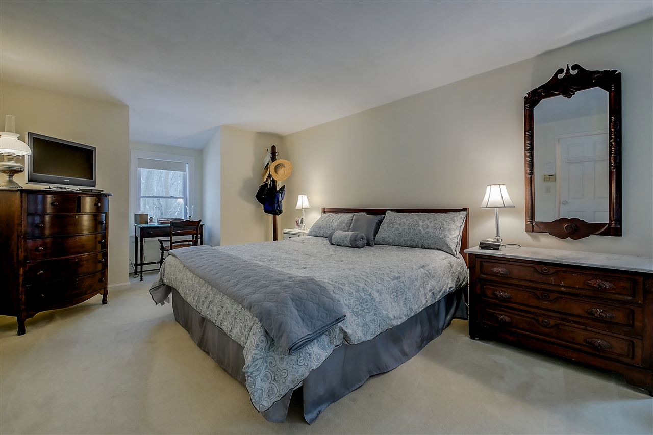 10 Birnum Woods Road Stratham, NH 03885 - Photo 23 of 40