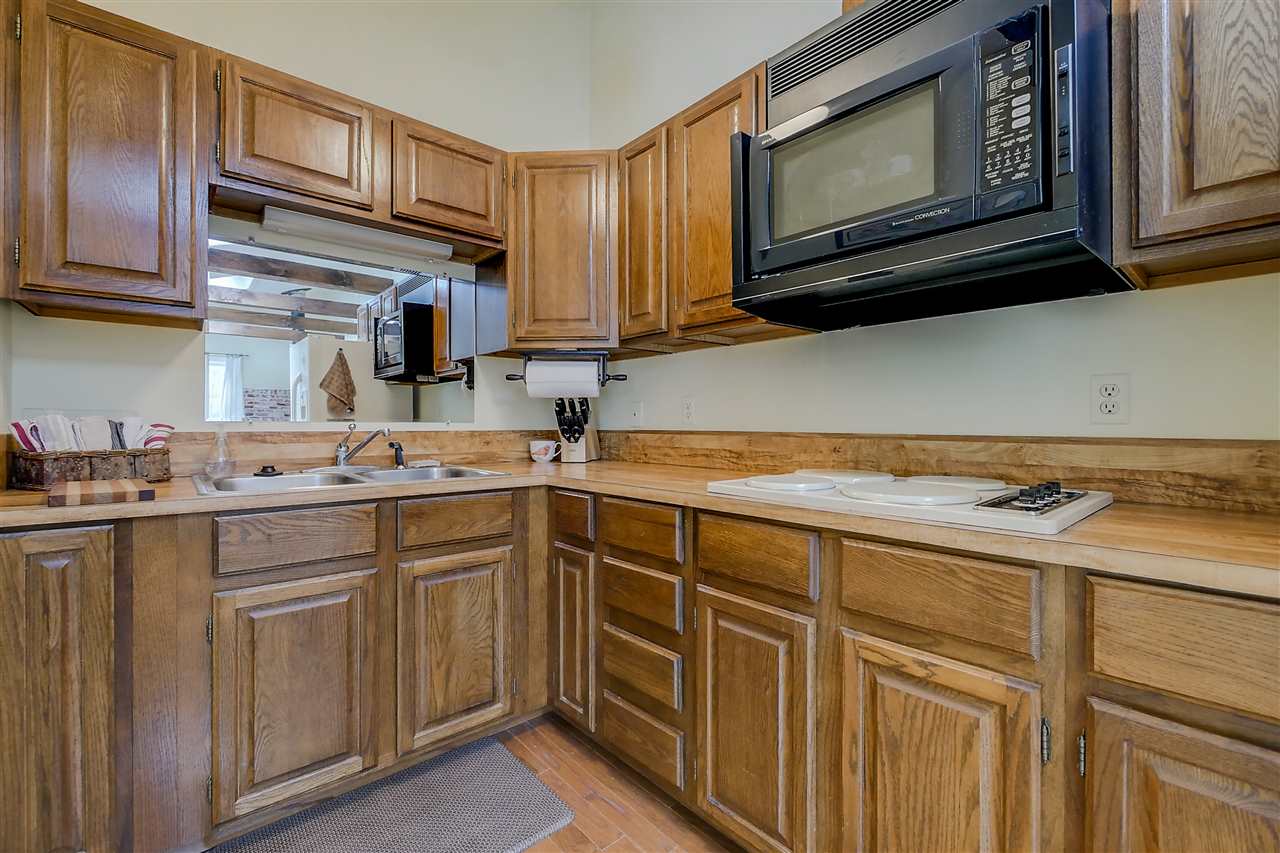 10 Birnum Woods Road Stratham, NH 03885 - Photo 37 of 40