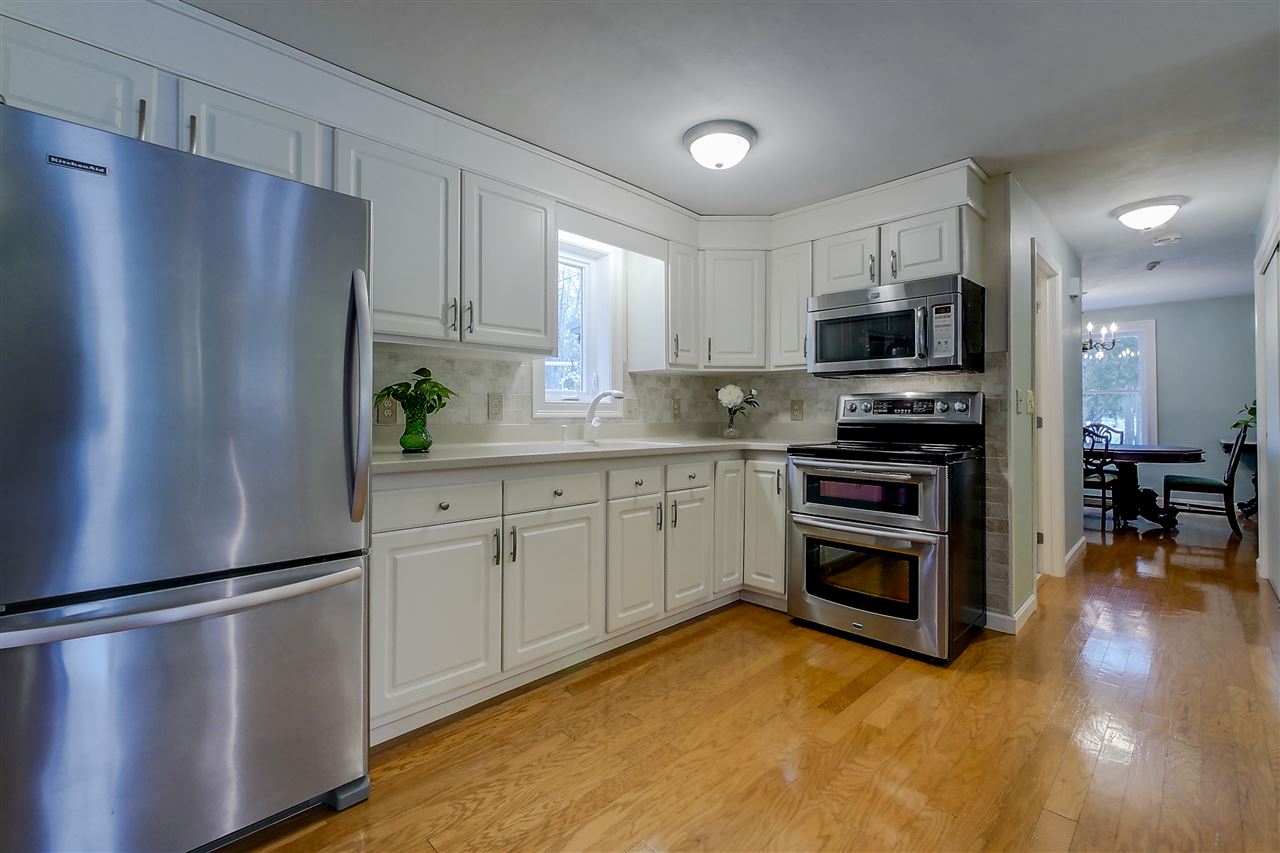10 Birnum Woods Road Stratham, NH 03885 - Photo 7 of 40