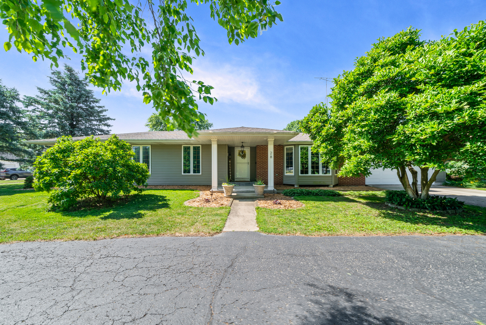 28 Lions Road Sandwich, IL 60548 - Photo 1 of 58 Gallery Image 1