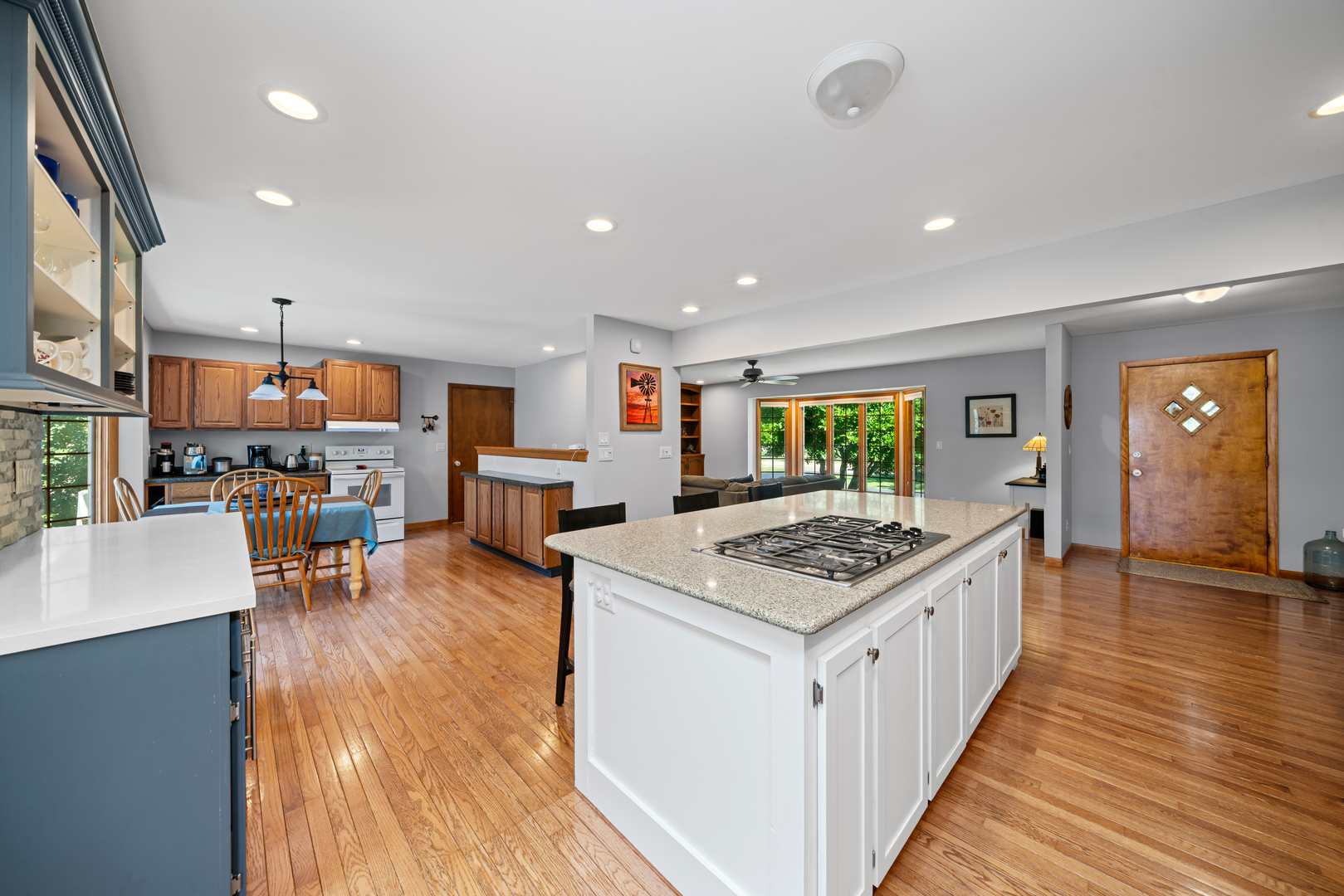 28 Lions Road Sandwich, IL 60548 - Photo 16 of 58 Gallery Image 16