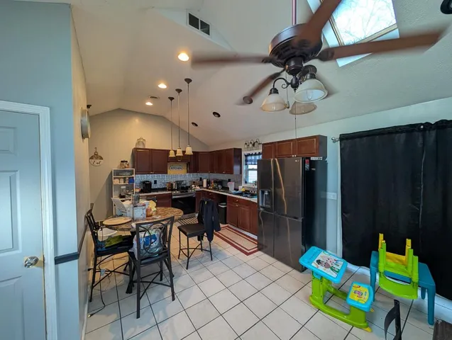 $173,000 | 400 Grandview Drive, Salem, IN 47167