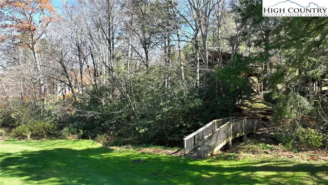 $399,900 | 123 Linksider Lane, Sugar Mountain, NC 28604