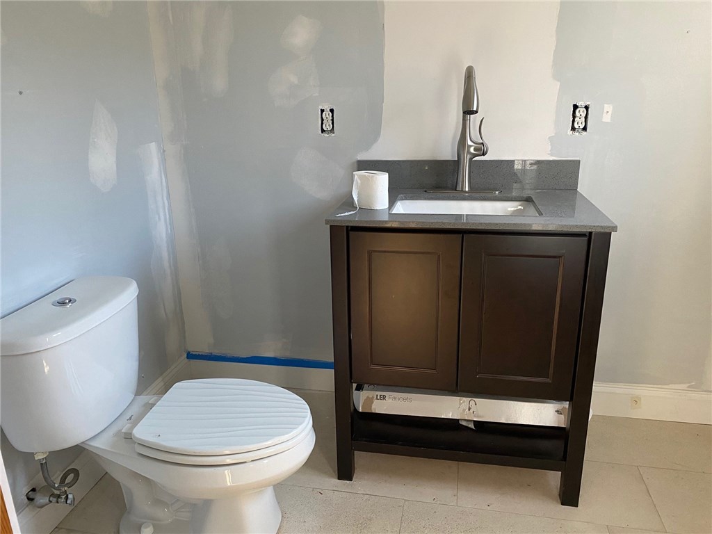 112 School Land Road Exeter, RI 02822 - Photo 20 of 45