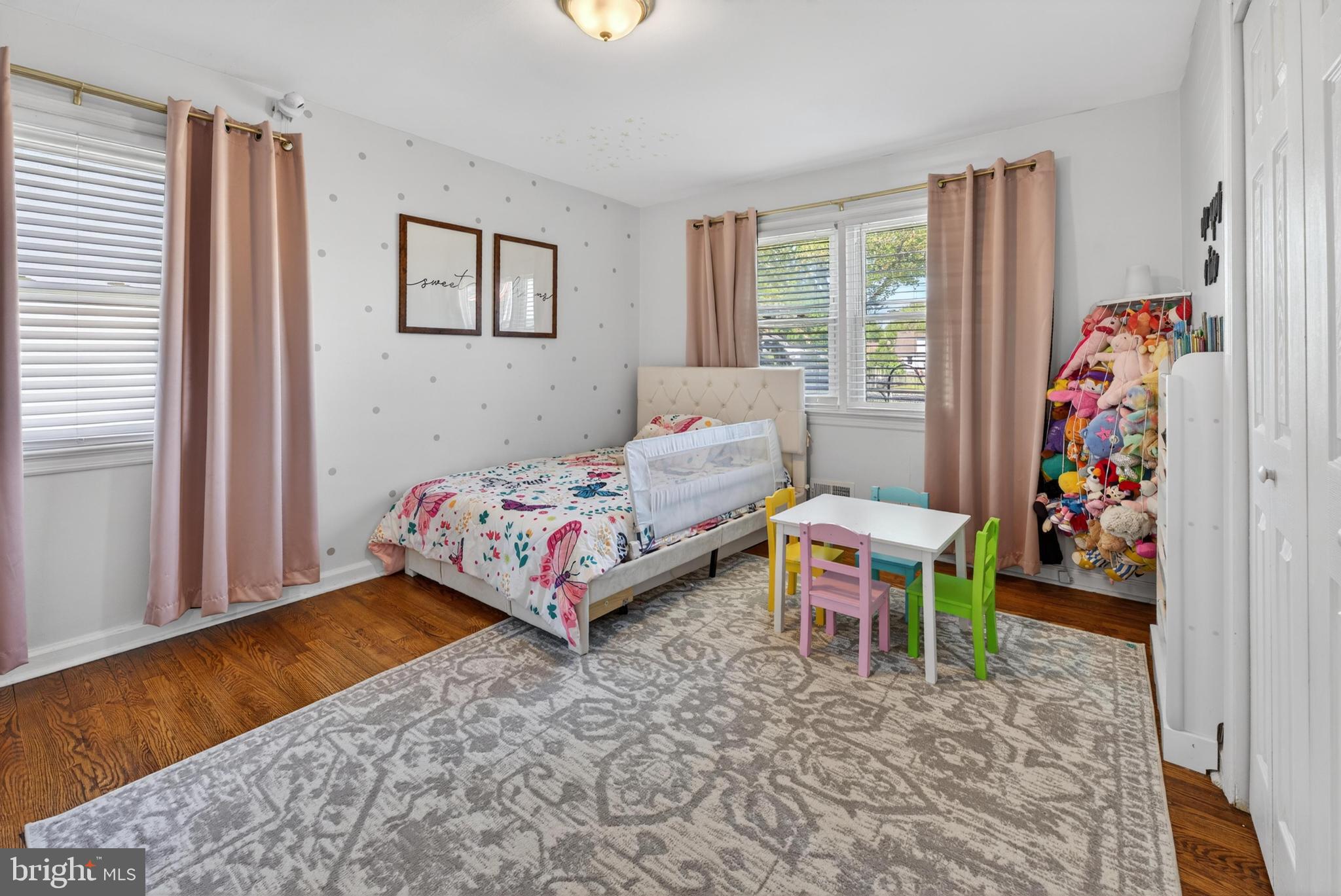 83 Unwin Drive Hamilton, NJ 08610 - Photo 10 of 20
