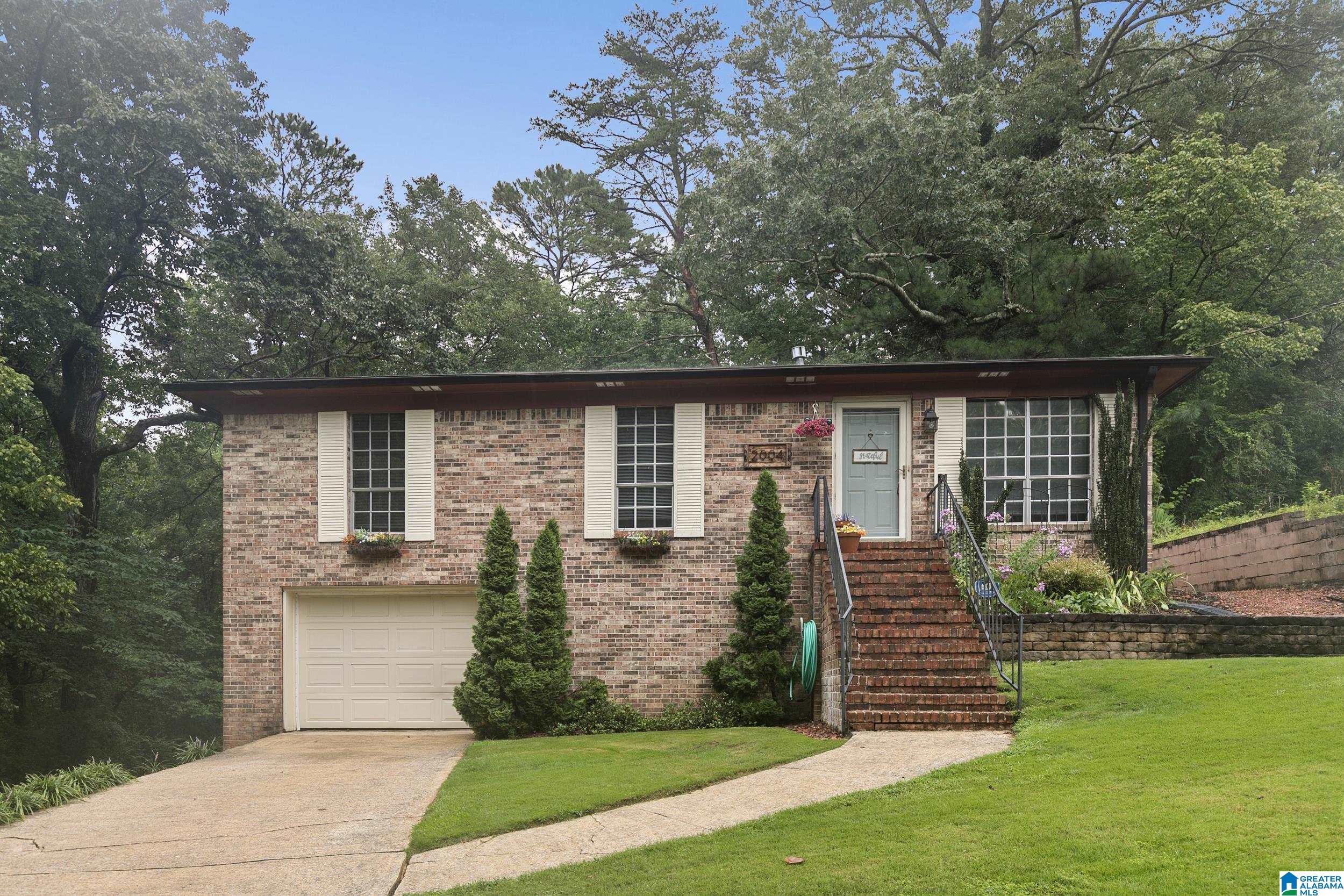 2004 Kenneth Street Fultondale, AL 35068 - Photo 1 of 27