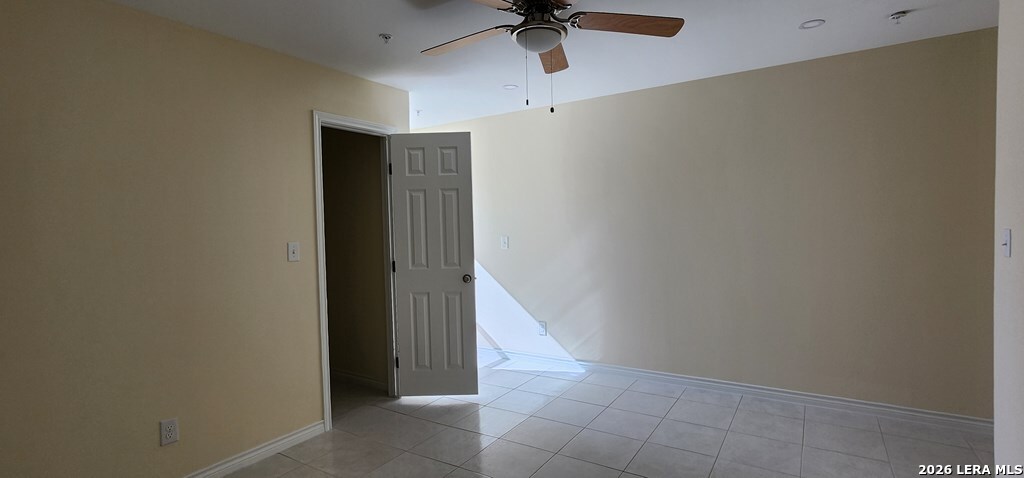 118 Grass Valley Road, Unit 208 Eagle Pass, TX 78852 - Photo 9 of 28 a view of an entryway with a fan