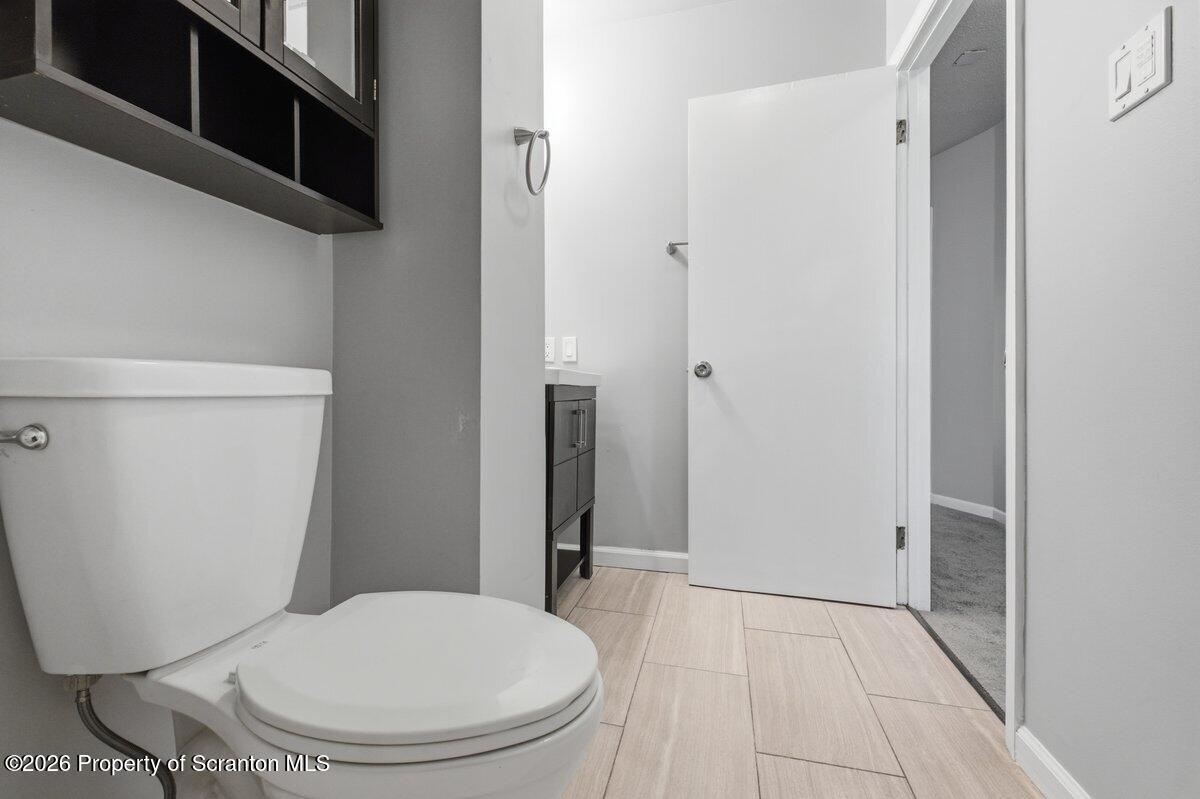 924-926 Green Ridge Street Scranton, PA 18509 - Photo 23 of 37 Third Floor