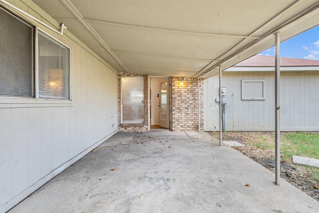 1105 Irene Drive Mesquite, TX 75149 - Photo 21 of 23 a view of an empty room with a window