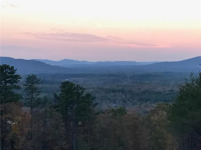 $949,000 | 200 Ridgeview Trail, Calhoun, GA 30701