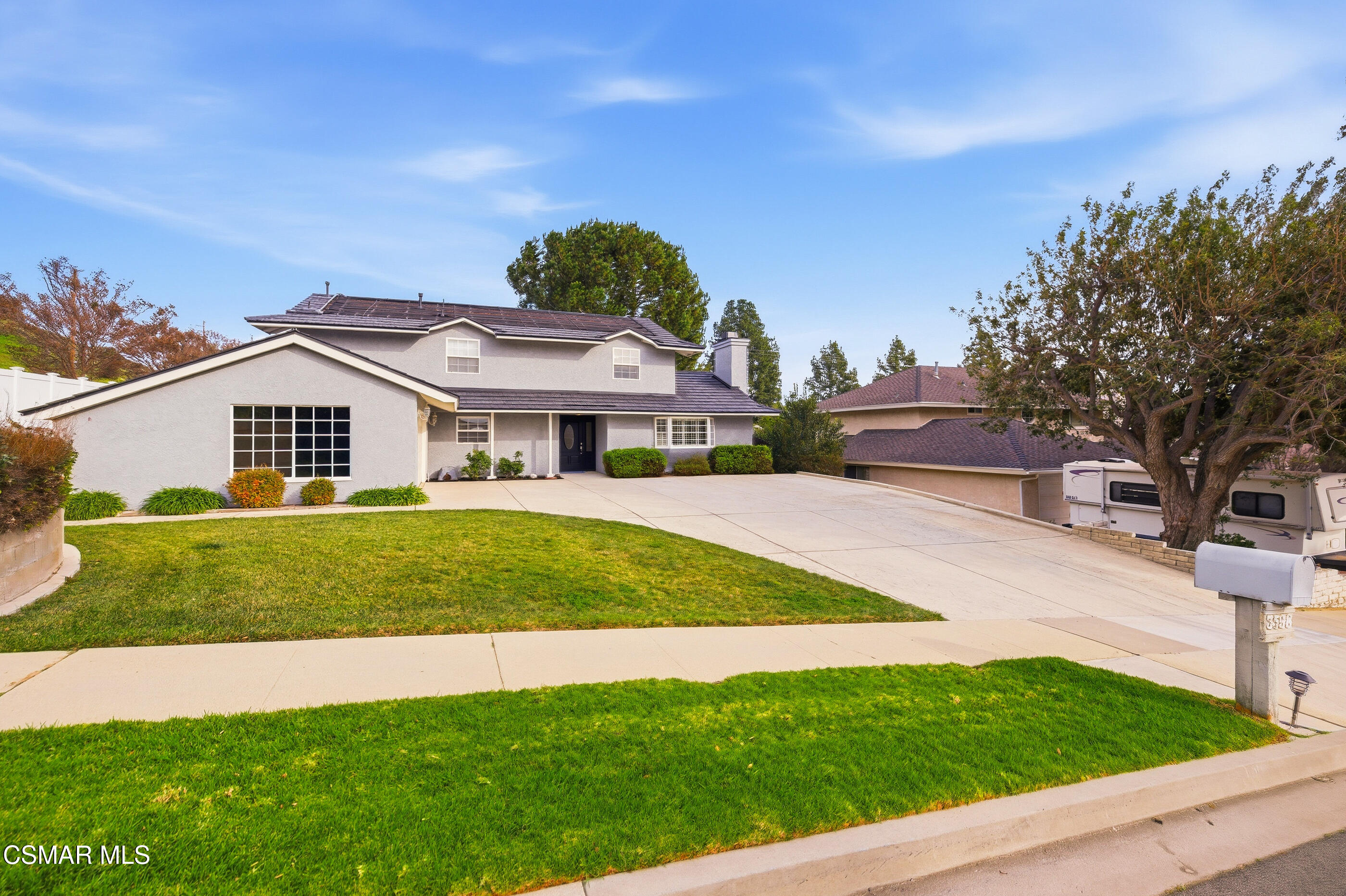 3598 Scofield Avenue Simi Valley, CA 93063 - Photo 2 of 86 Scofield Garage 2