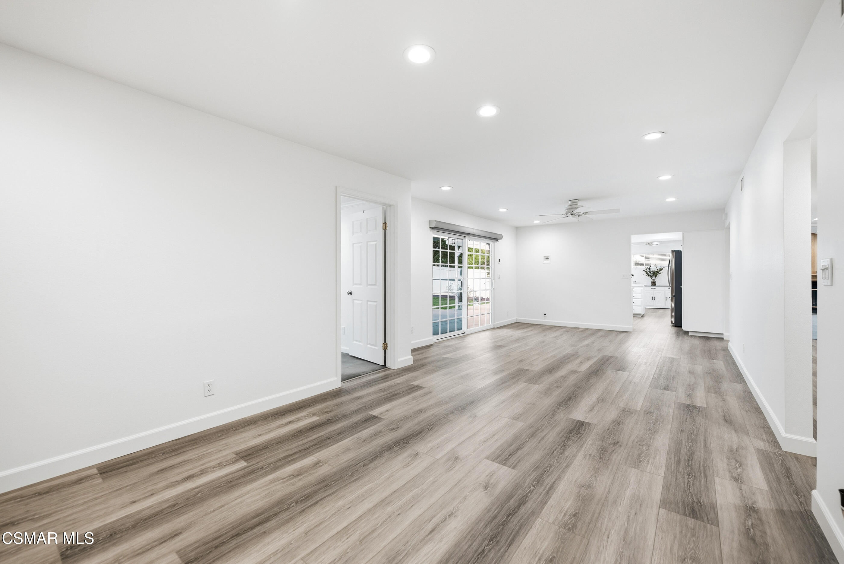 3598 Scofield Avenue Simi Valley, CA 93063 - Photo 32 of 86 3598 Scofield Ave Simi Valley-35