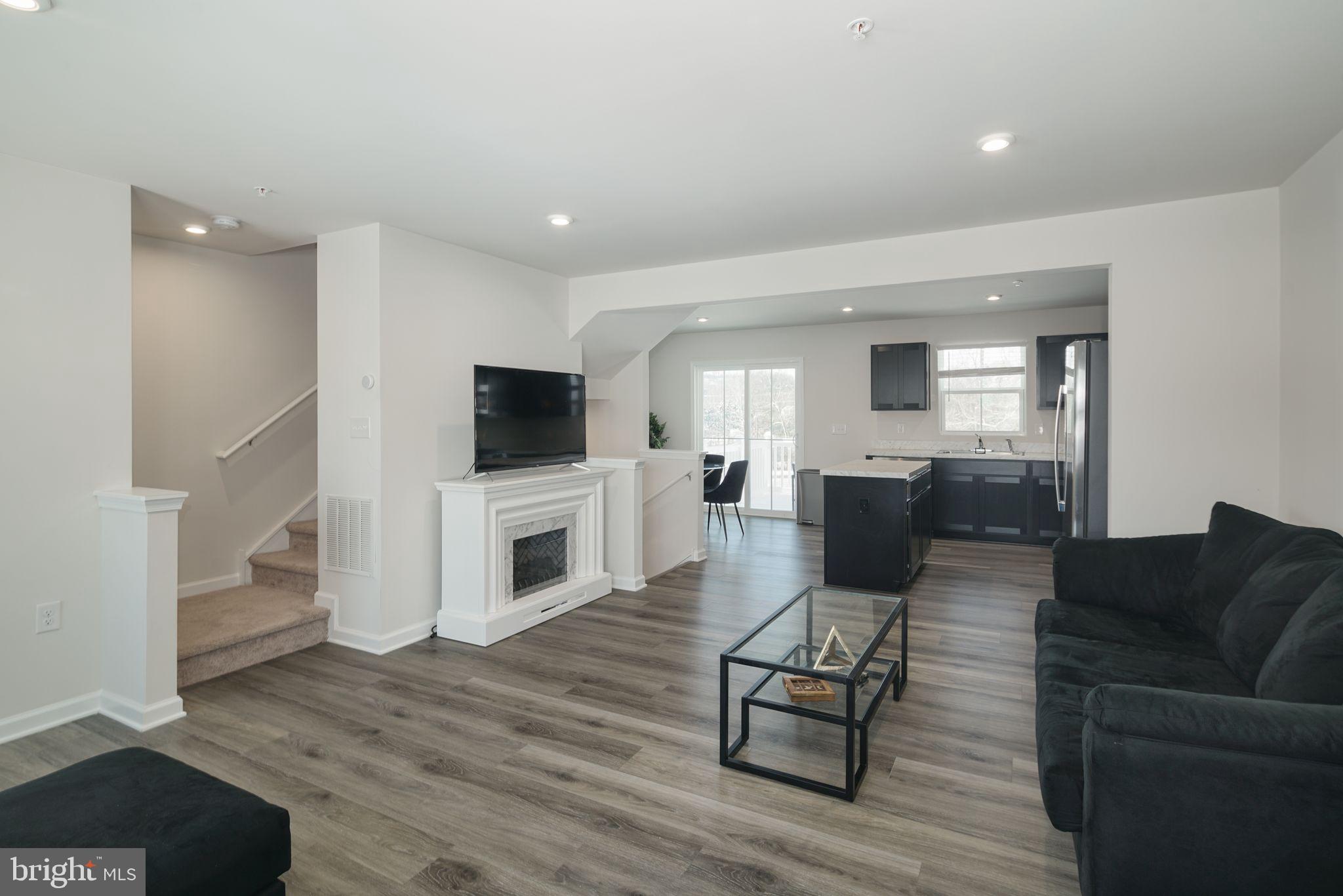 2130 Cross Country Road Northampton, PA 18067 - Photo 1 of 30 Gallery Image 1