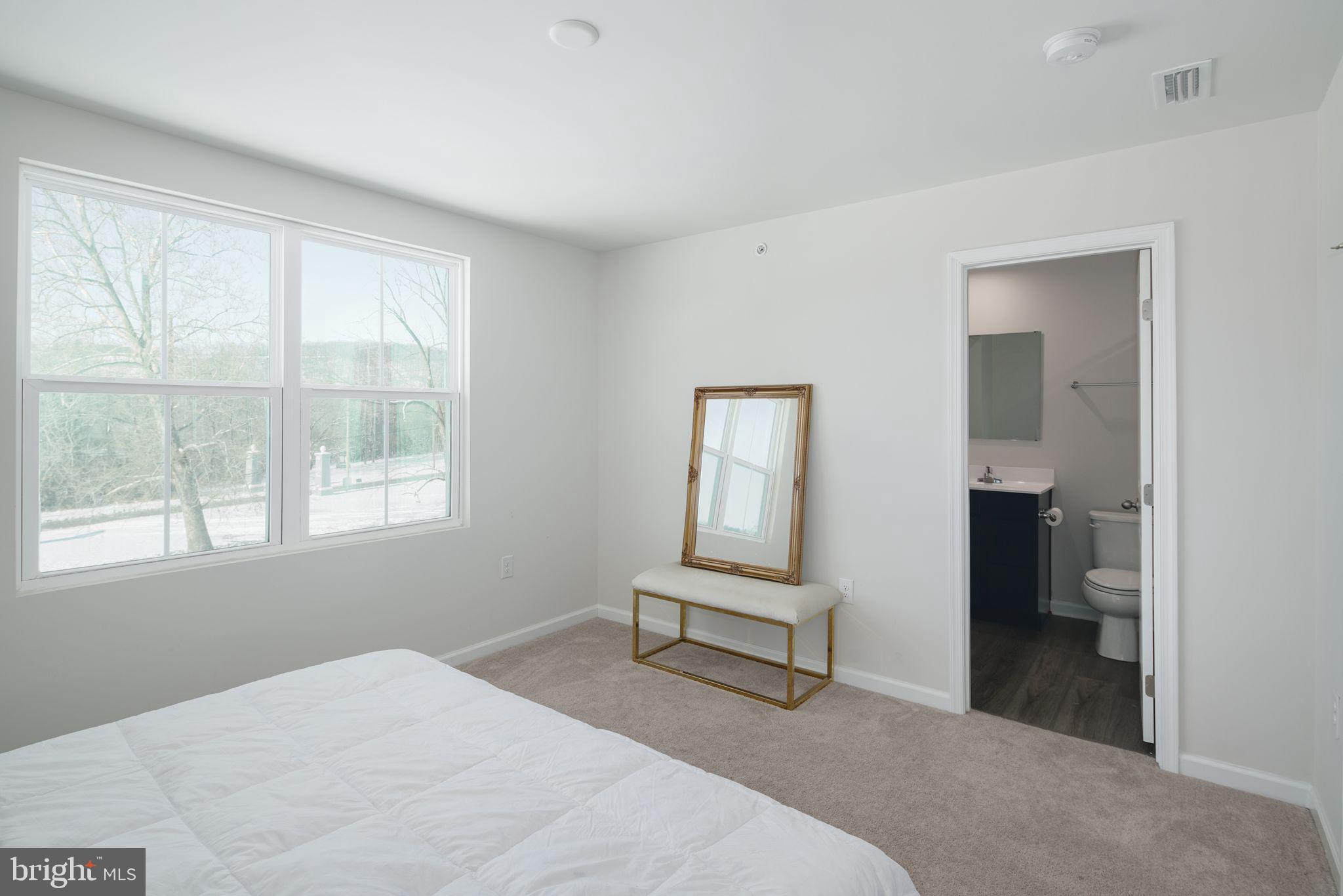2130 Cross Country Road Northampton, PA 18067 - Photo 18 of 30 Gallery Image 18