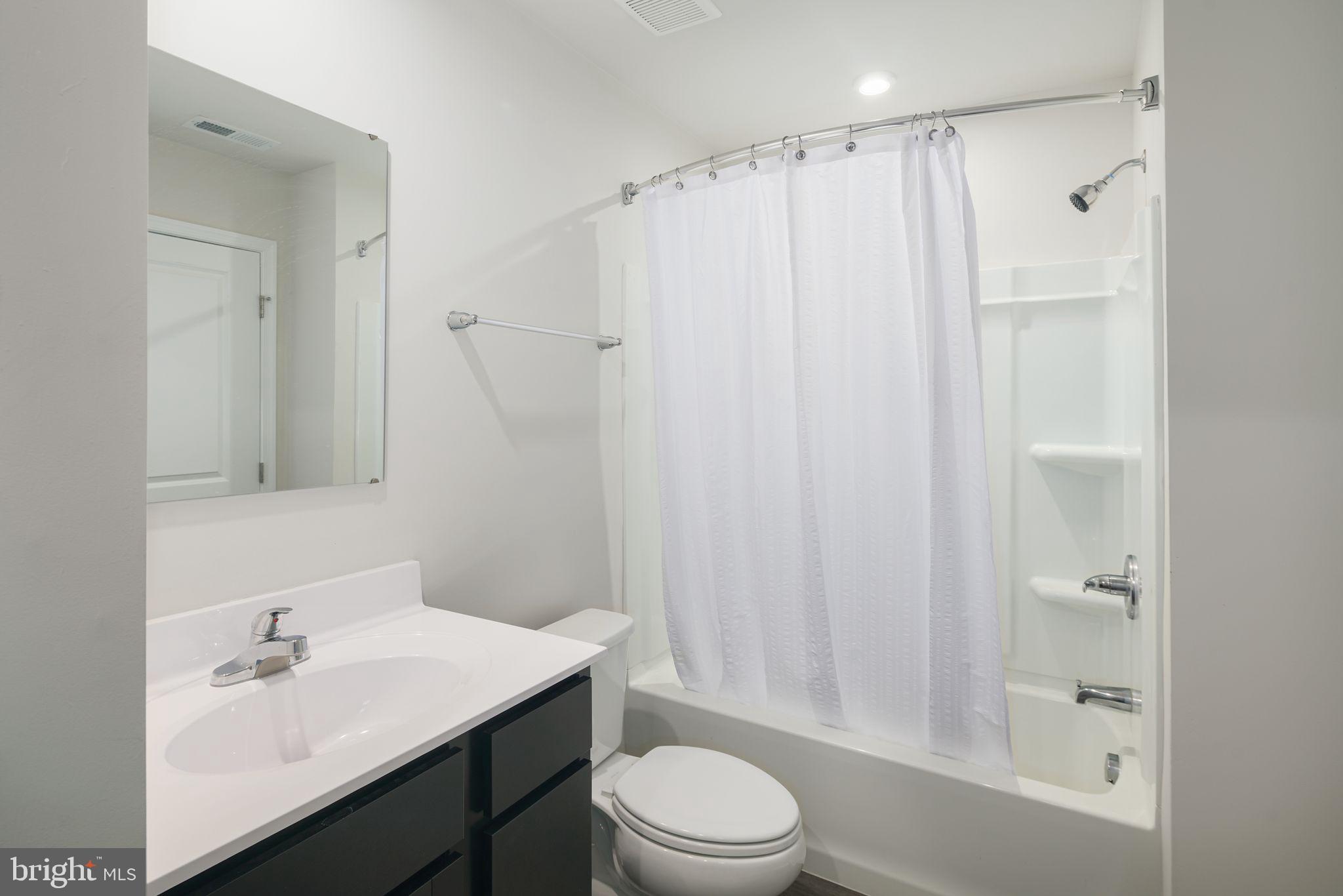 2130 Cross Country Road Northampton, PA 18067 - Photo 22 of 30 Gallery Image 22